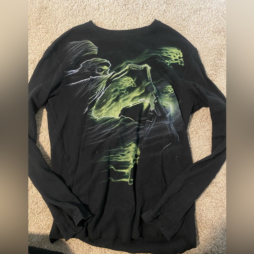 Mens Faded Glory reaper shirt. Green reaper ghost super soft.
